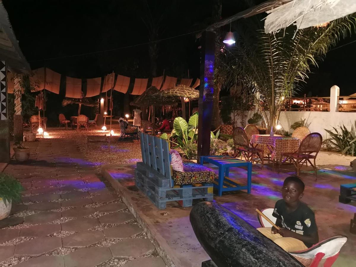 Mango Lodge Bubaque Ngoại thất bức ảnh